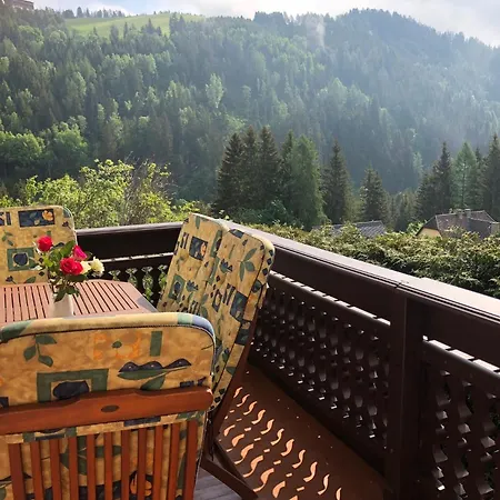 Nyaraló Urlaub Im Zirbenland